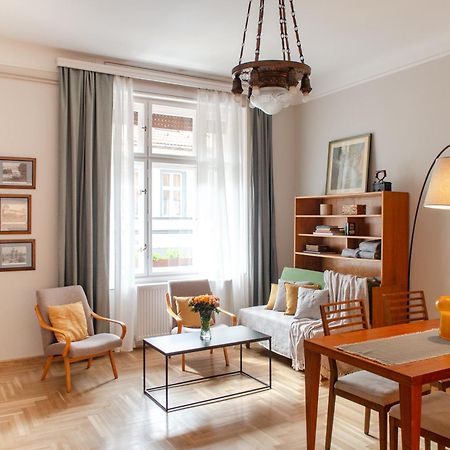 Spacious Family Suite Along River Side, In The Heart Of Buda Budapest Exterior foto