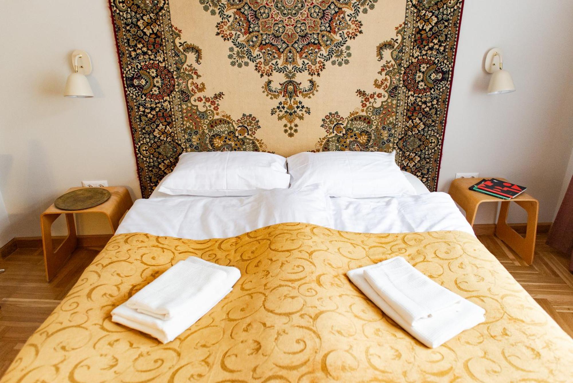 Spacious Family Suite Along River Side, In The Heart Of Buda Budapest Exterior foto