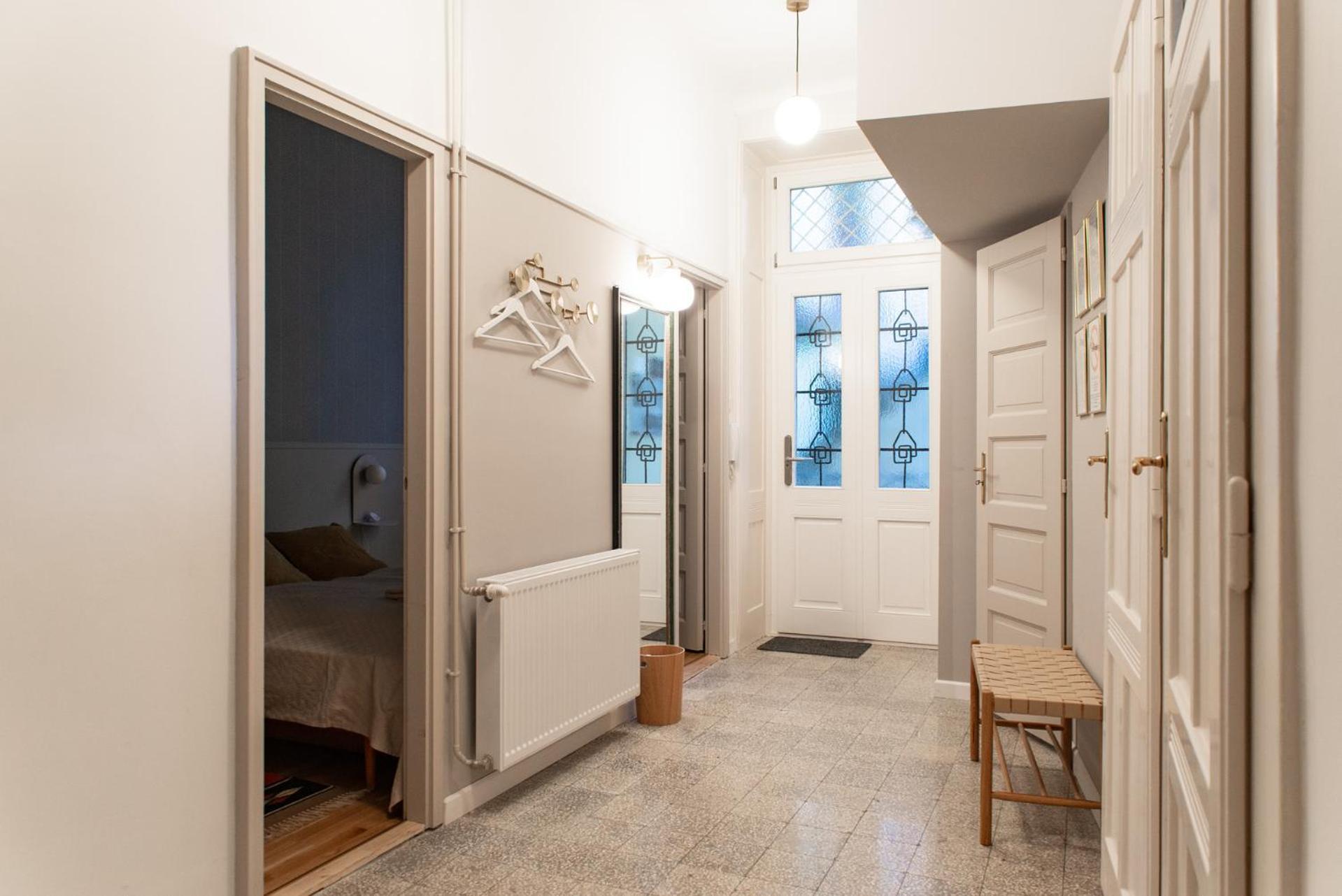 Spacious Family Suite Along River Side, In The Heart Of Buda Budapest Exterior foto